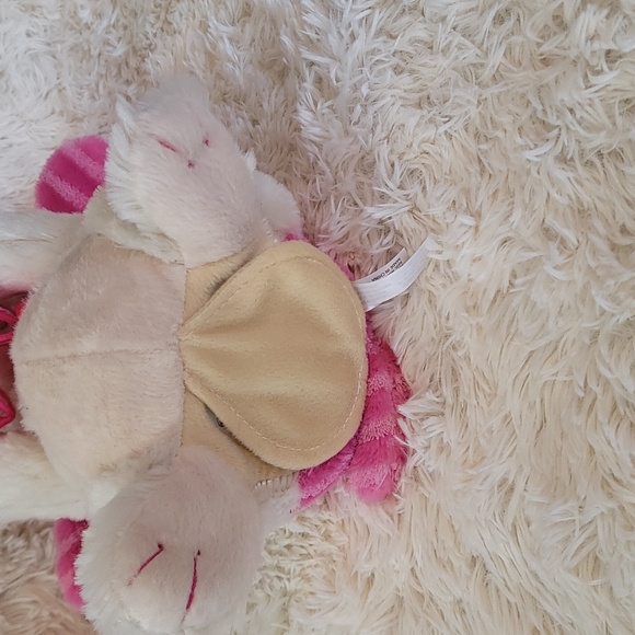 Musical plush Dog, valentine, Carlton Cards - Picture 6 of 8